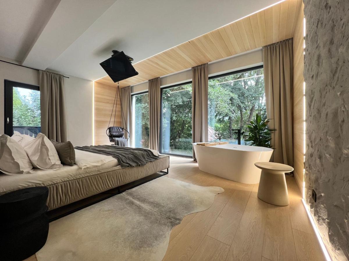Garden Retreat Junior (Adults Only) Hotel Бран Екстериор снимка