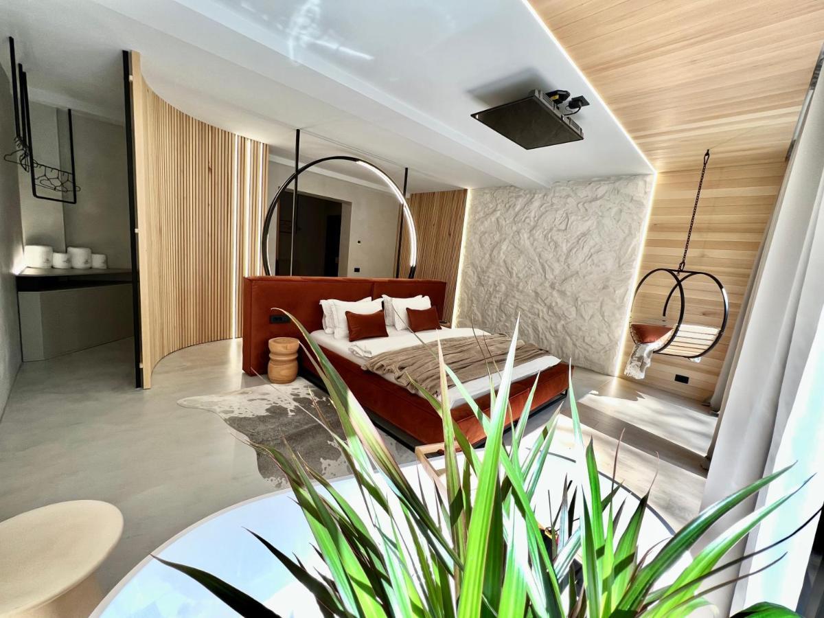 Garden Retreat Junior (Adults Only) Hotel Бран Екстериор снимка