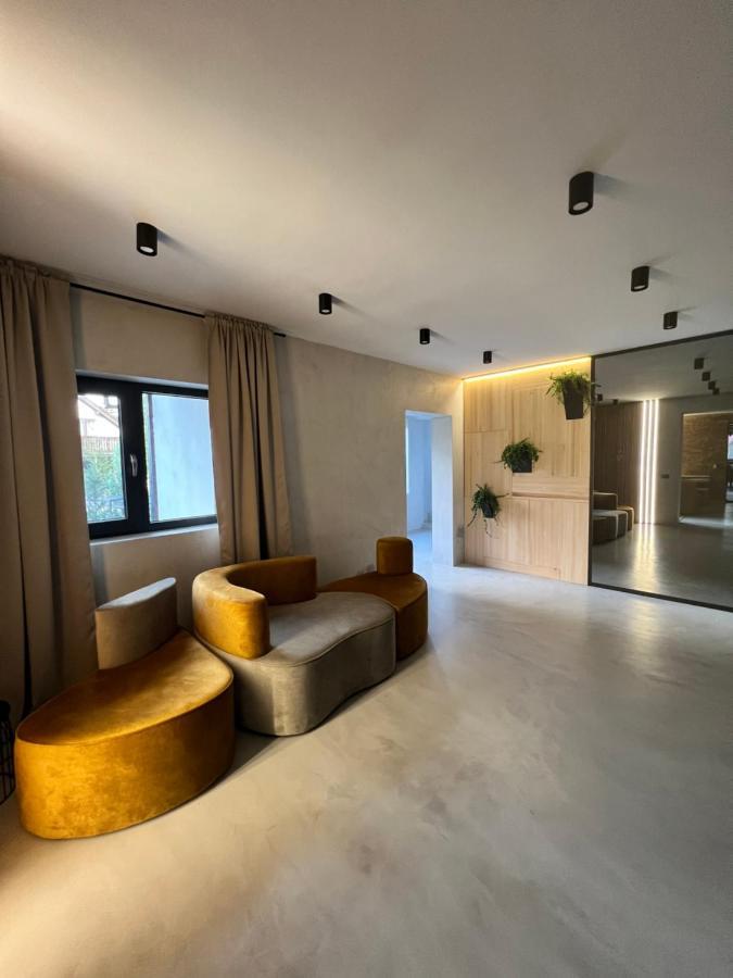 Garden Retreat Junior (Adults Only) Hotel Бран Екстериор снимка