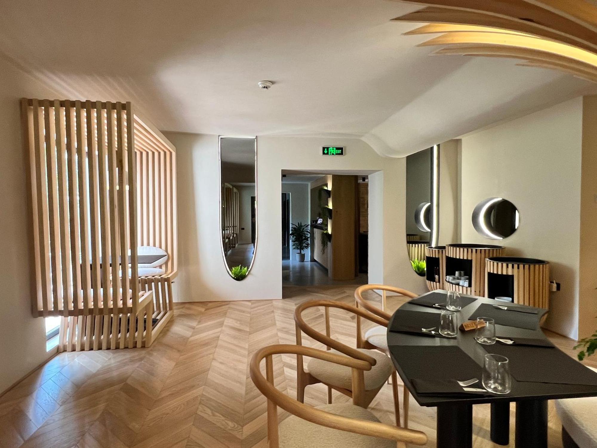 Garden Retreat Junior (Adults Only) Hotel Бран Екстериор снимка